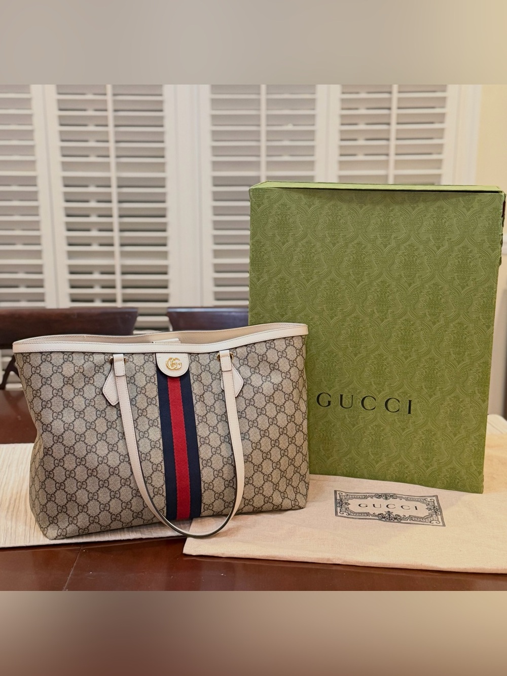 Gucci GG Supreme Ophidia Medium Tote